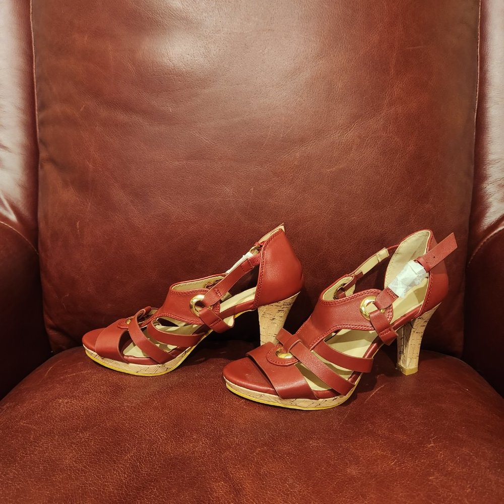 NWOB!!  Maroon Cork Like Heeled Sandals - Size 37